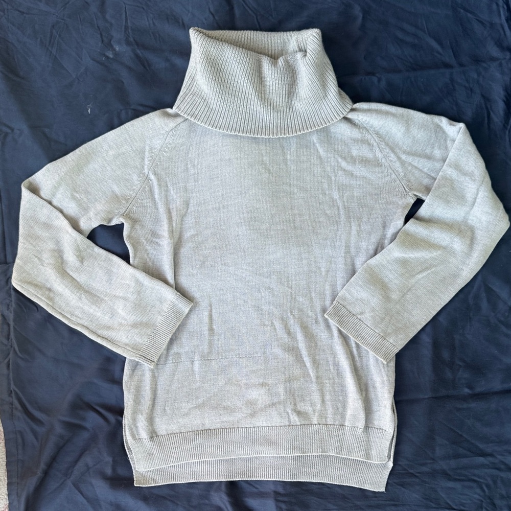 Trenery 100% Australian Merino Wool Light Gray Turtleneck Sweater